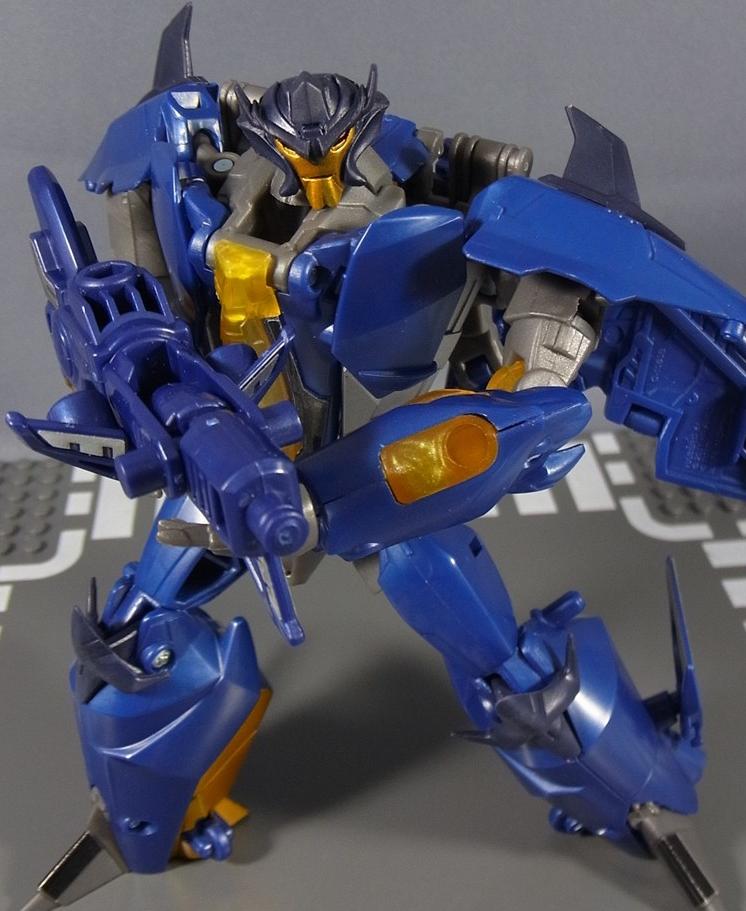 Takara-Tomy-Transformers-Prime-Micron-Dreadwing